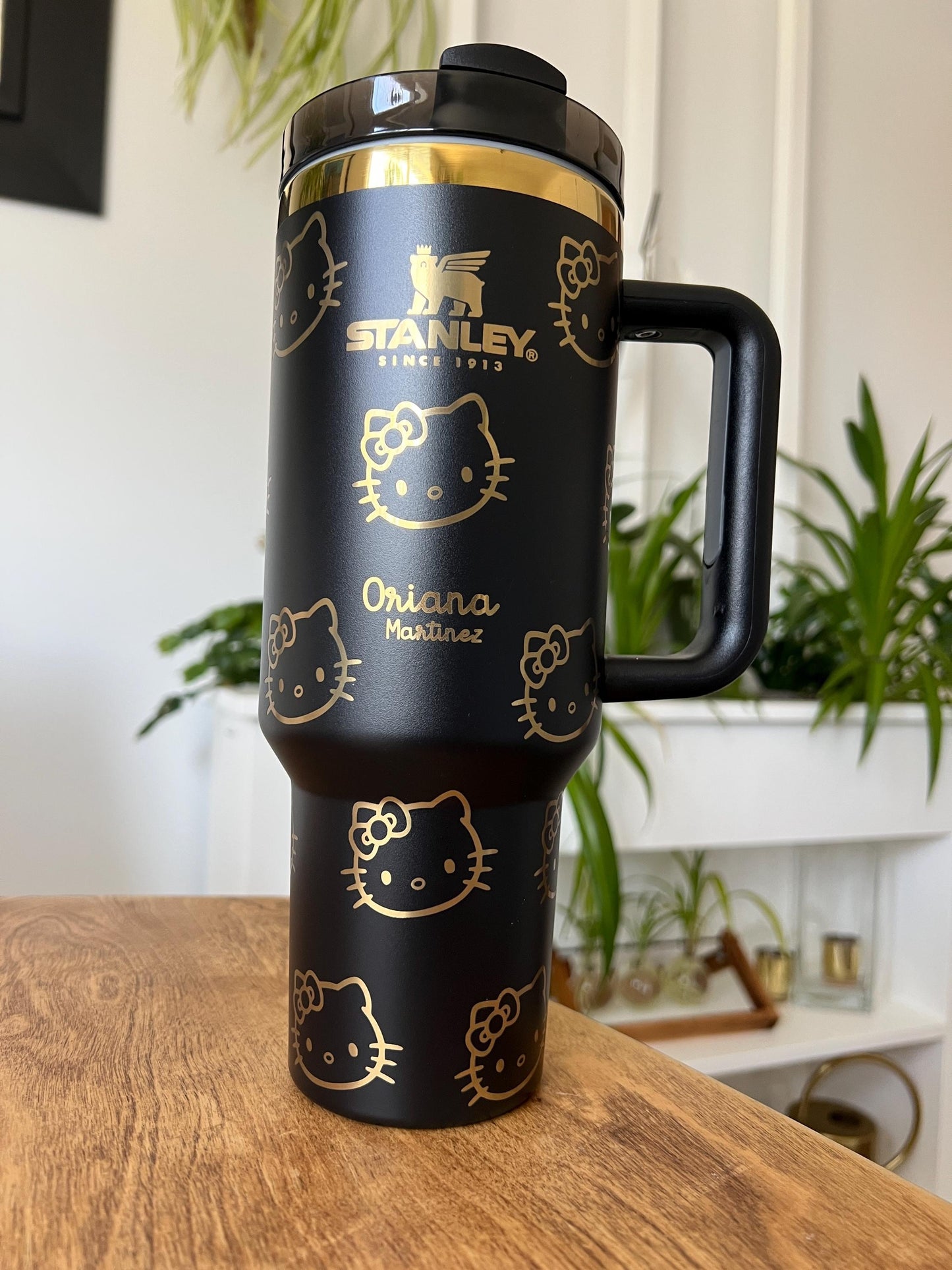 Laser engraved custom Kitty Stanley 40 oz Quencher, Birthday gift for teens adults, grad gift basket gift, Travel cup, Trendy Tumbler