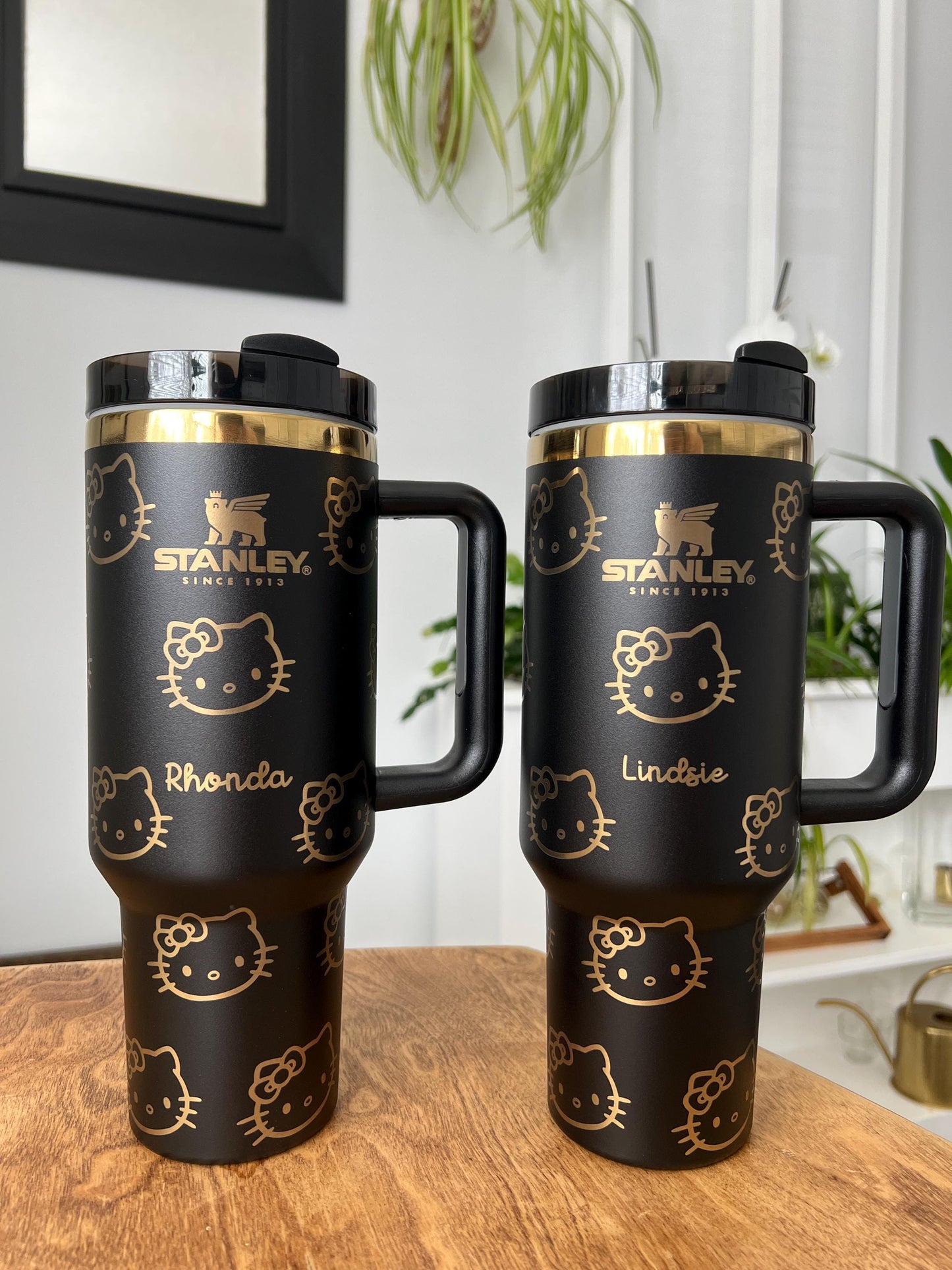 Laser engraved custom Kitty Stanley 40 oz Quencher, Birthday gift for teens adults, grad gift basket gift, Travel cup, Trendy Tumbler