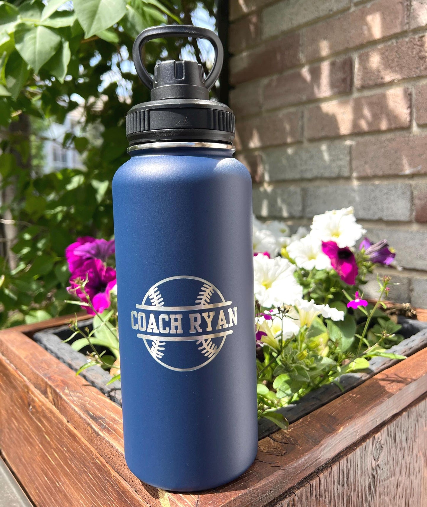 Personalized Baseball/Softball Water Bottle, Custom Engraved 32oz Stainless Steel Bottle for Players and  Coaches gift